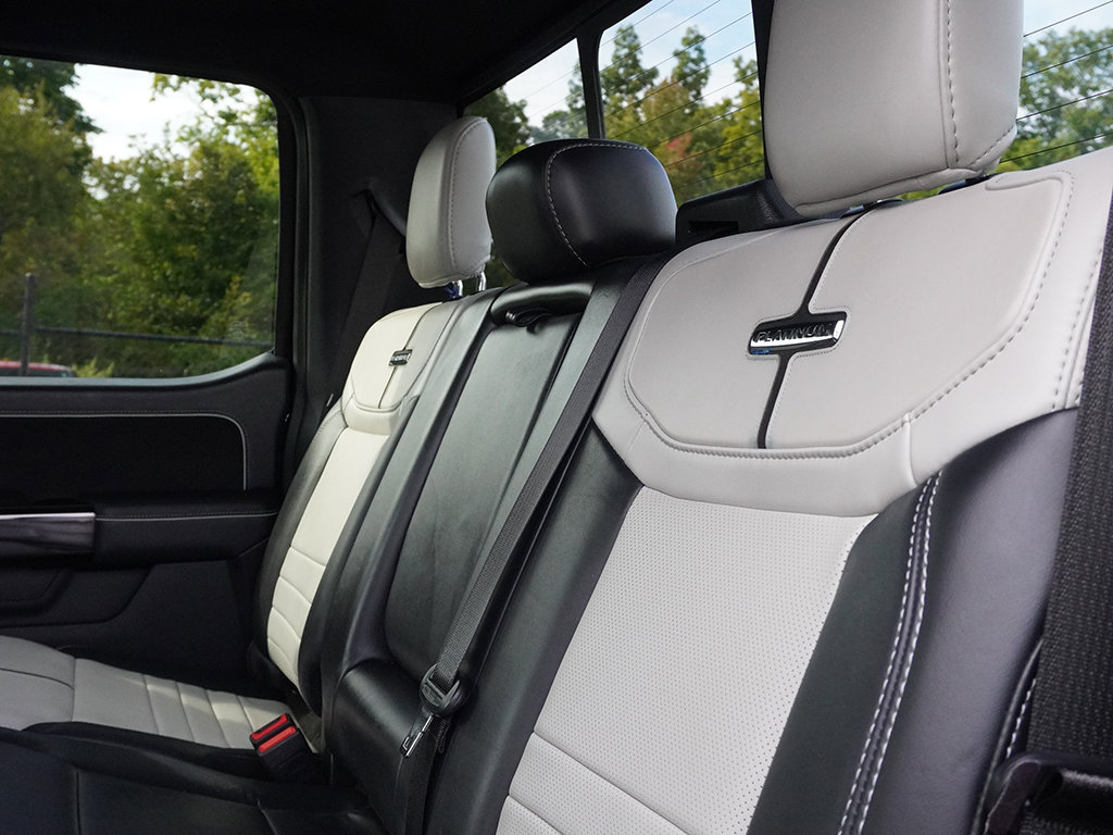 Used 2023 Ford F150 Lightning Platinum AWD/4WD image 37