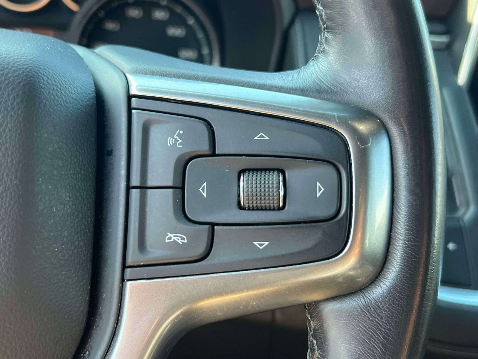 Used 2021 Chevrolet Tahoe Z71 image 20