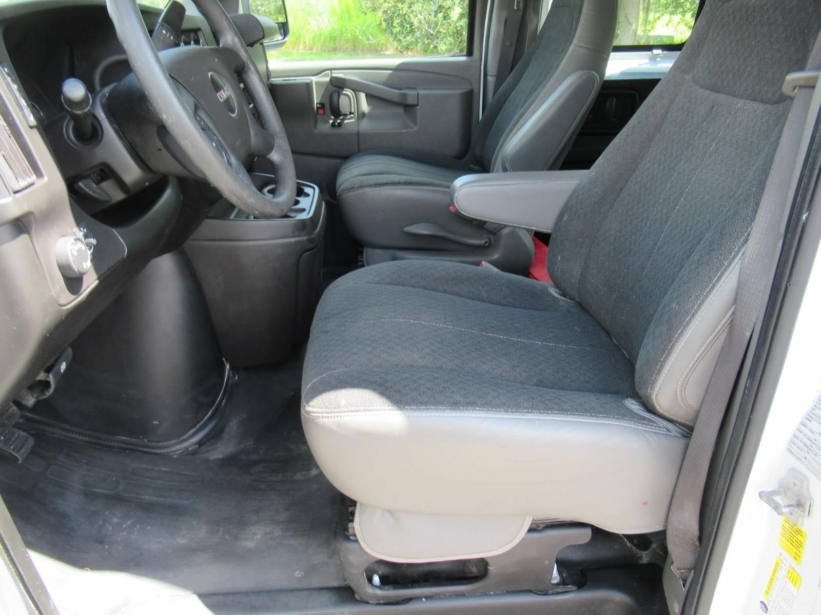 Used 2021 GMC Savana 2500 w/ Driver Convenience Package RWD image 23