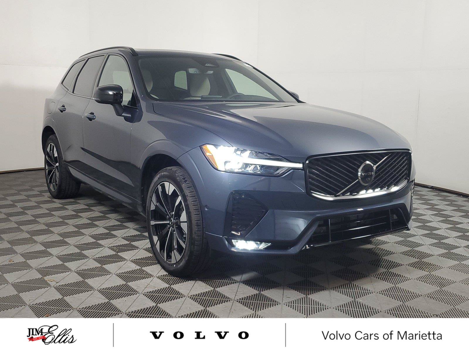 New 2027 Volvo XC60 B5 Plus AWD/4WD video 1