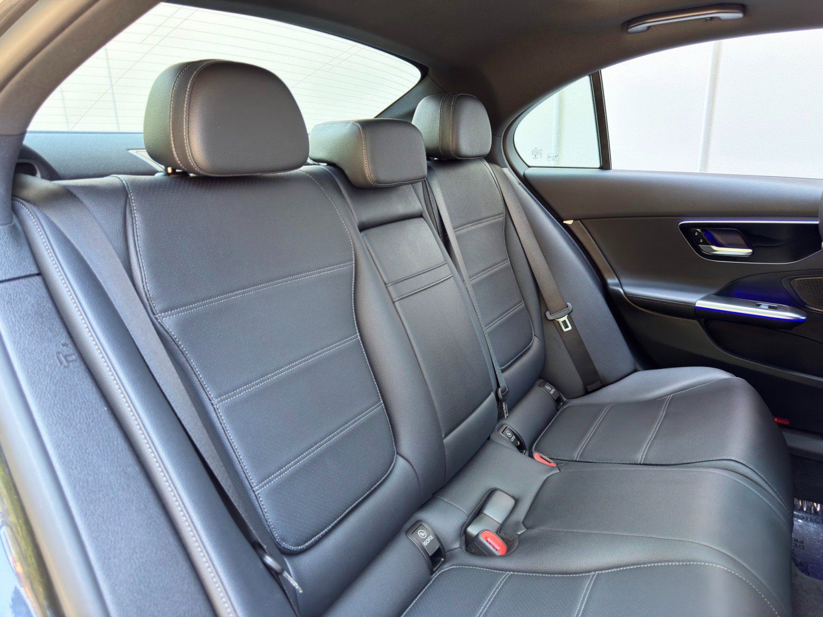 Used 2022 Mercedes-Benz C 300 4MATIC Sedan w/ Exclusive Trim Package image 39