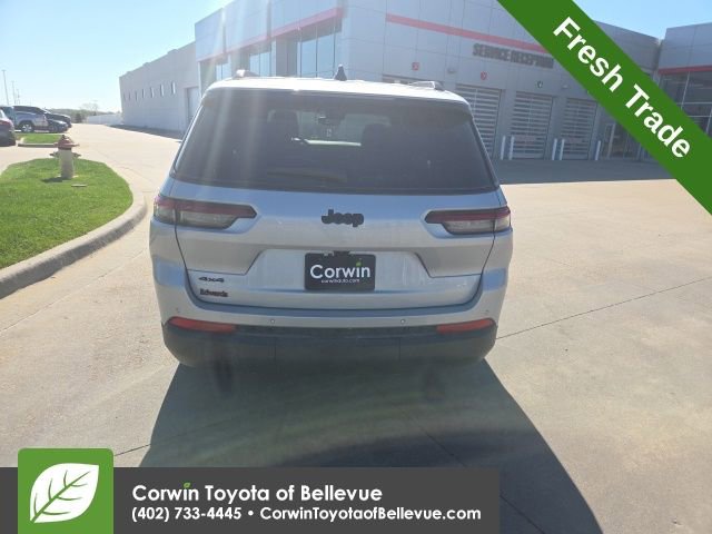Used 2024 Jeep Grand Cherokee L Altitude AWD/4WD image 5