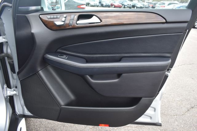 Used 2017 Mercedes-Benz GLS 450 4MATIC w/ Premium Package image 53