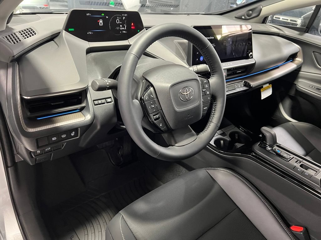 New 2027 Toyota Prius Limited AWD/4WD image 10