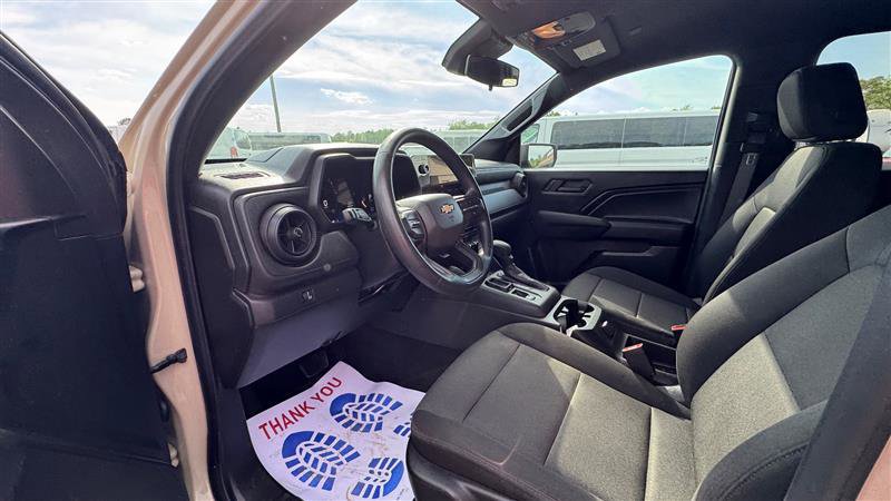 Used 2024 Chevrolet Colorado W/T image 31