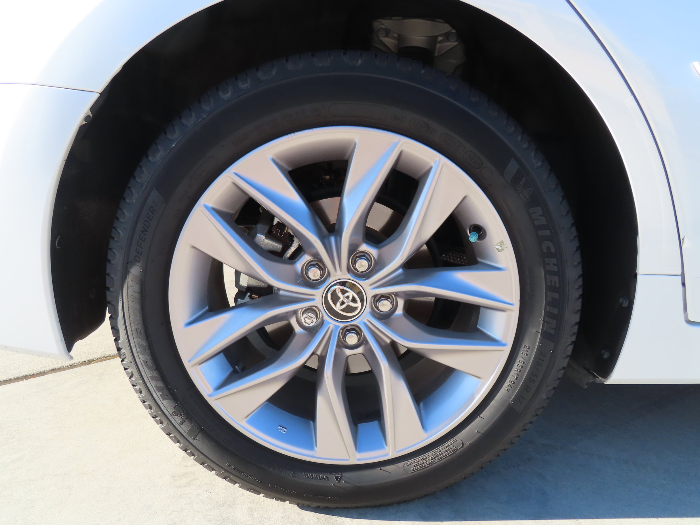 Used 2021 Toyota Avalon XLE image 10