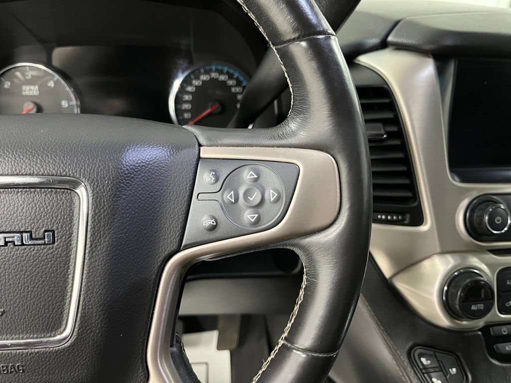 Used 2017 GMC Yukon XL Denali w/ Open Road Package AWD/4WD image 30