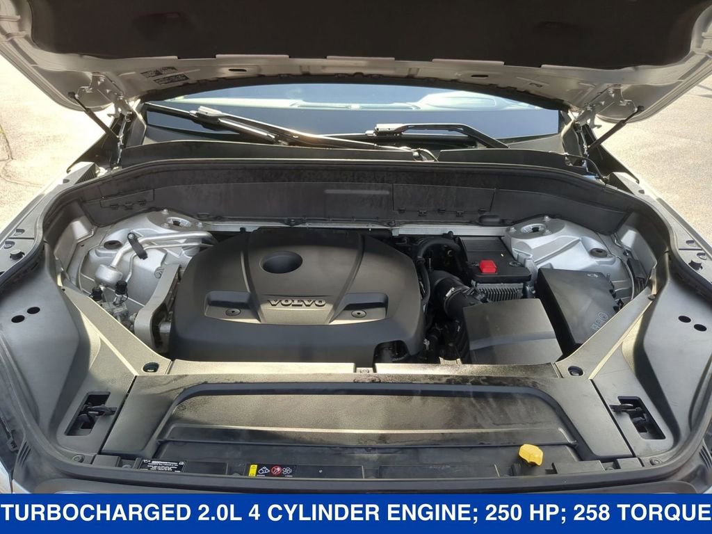 Used 2018 Volvo XC90 T5 Momentum w/ Convenience Package image 25