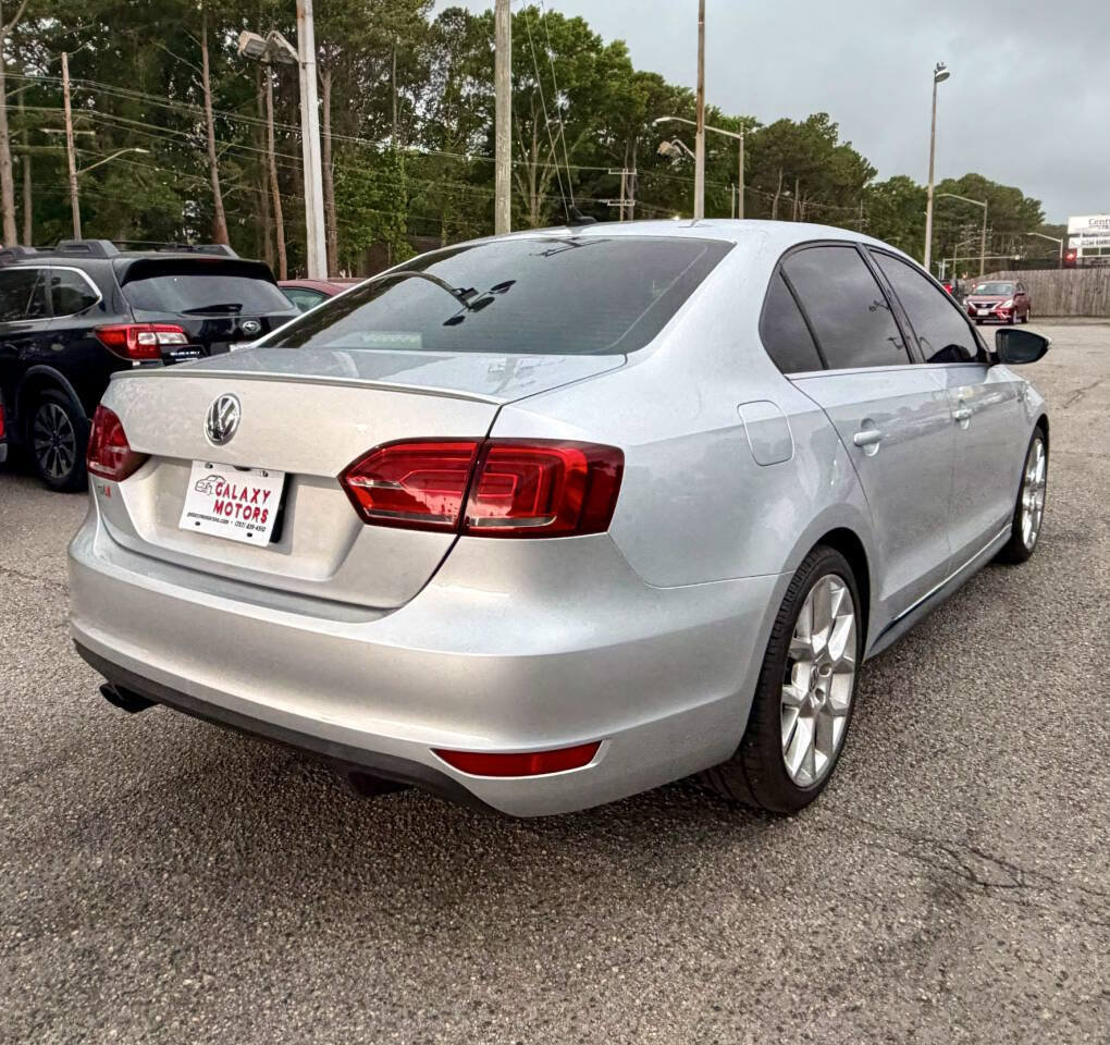 Used 2014 Volkswagen Jetta GLI Edition 30 FWD image 5