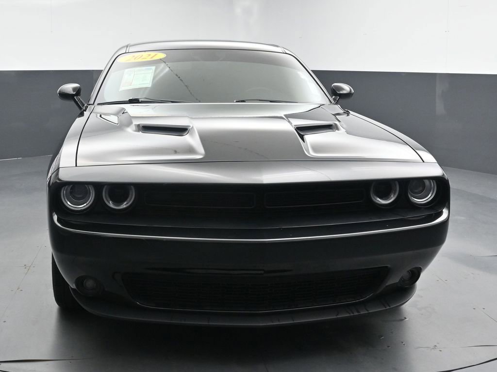 Used 2021 Dodge Challenger SXT w/ Blacktop Package RWD image 3
