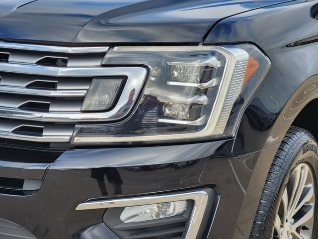 Used 2018 Ford Expedition Limited w/ Equipment Group 301A AWD/4WD image 16