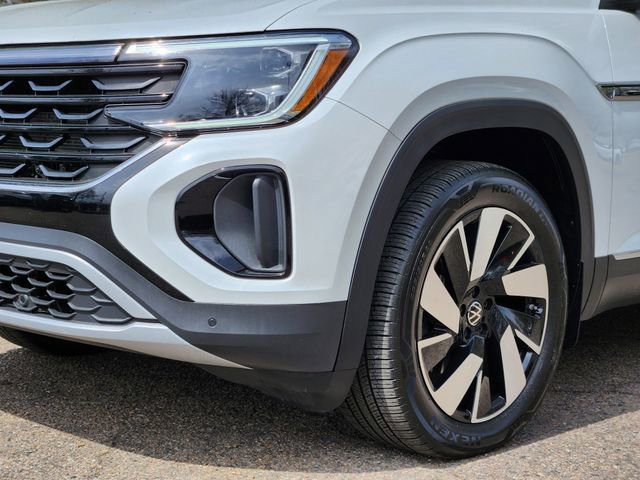 Certified 2024 Volkswagen Atlas Cross Sport SEL image 7