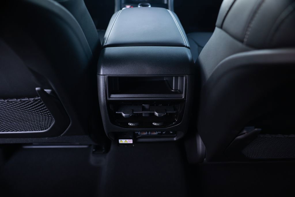 New 2025 Jeep Grand Cherokee Limited image 28