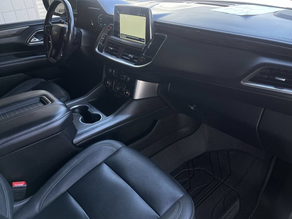 Certified 2022 Chevrolet Tahoe LT w/ Luxury Package AWD/4WD image 29