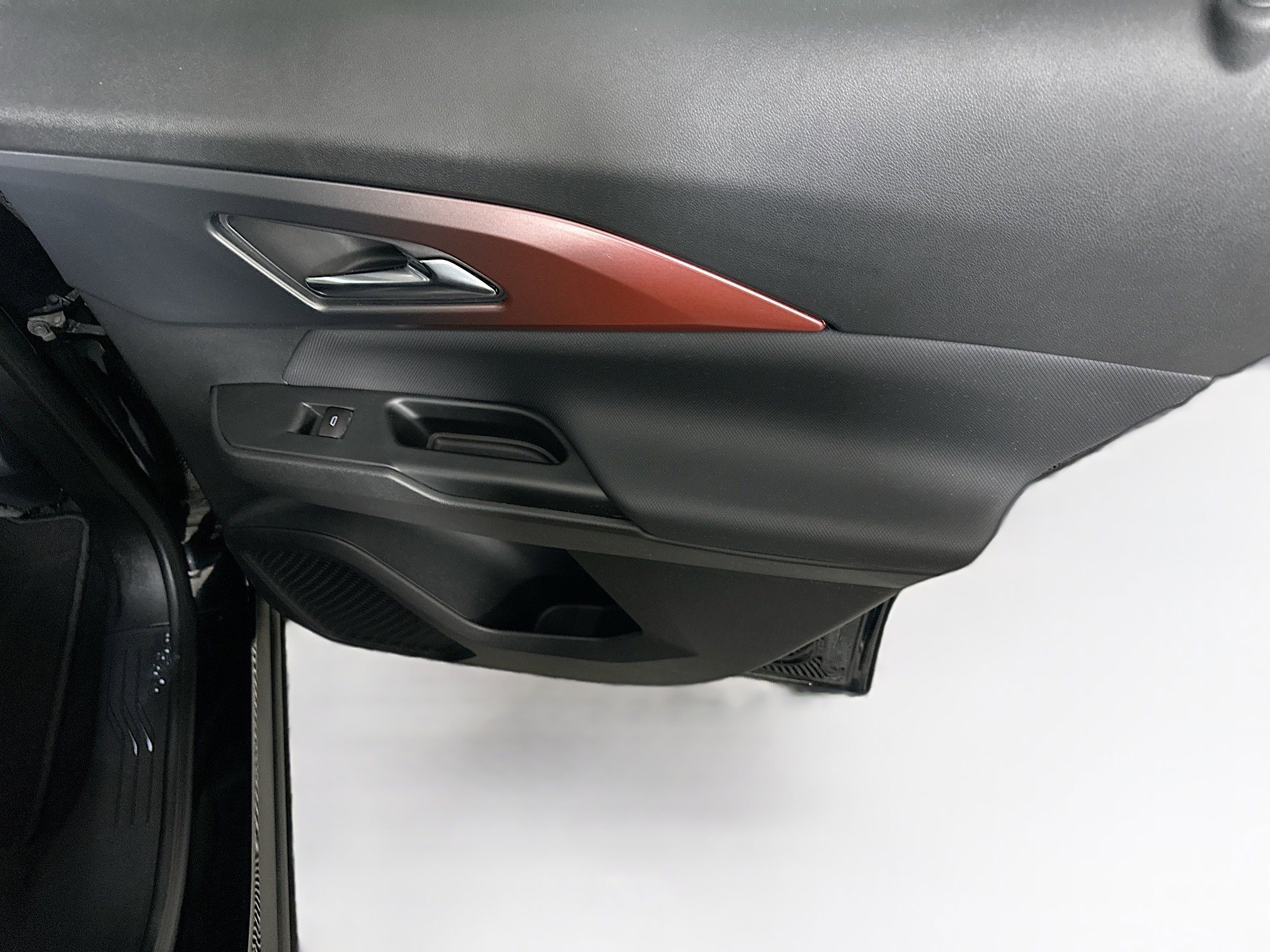 Used 2024 Chevrolet Equinox EV RS FWD image 29