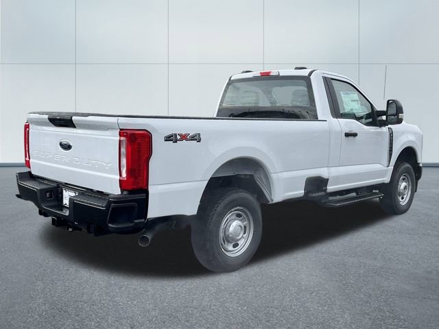 Used 2026 Ford F250 XL w/ F-250 >10K GVWR Package image 3