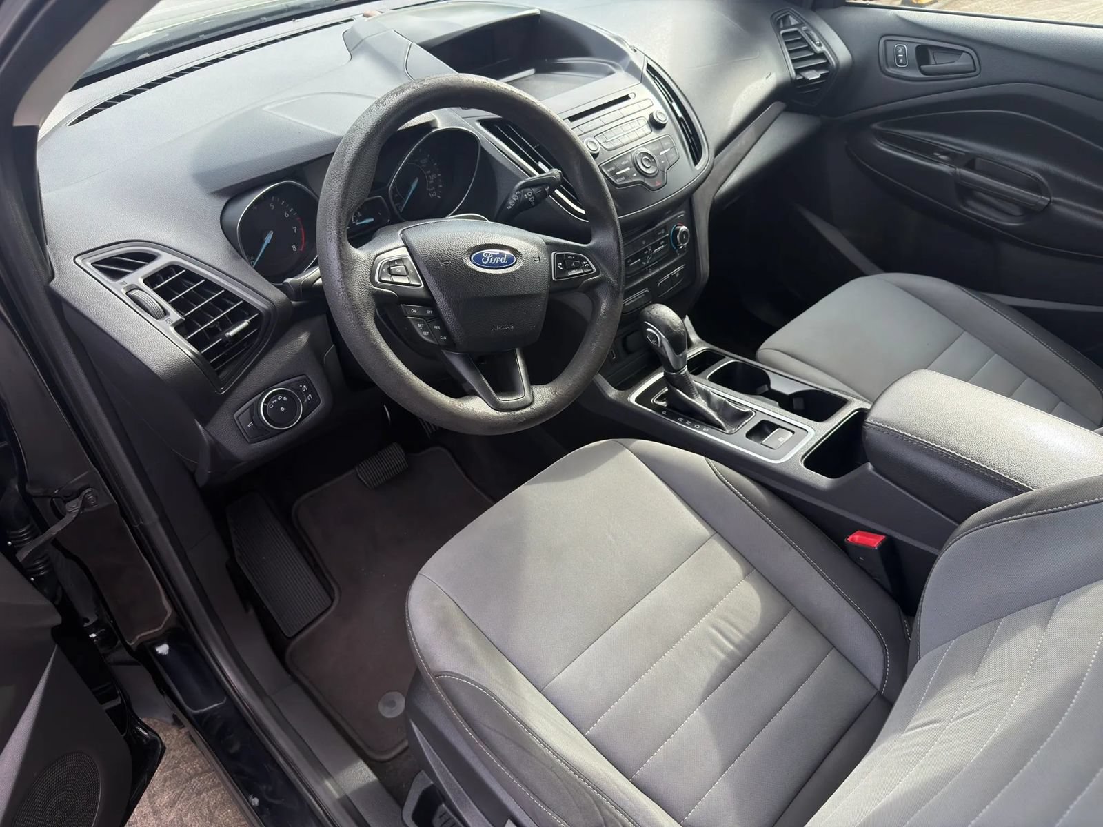 Used 2018 Ford Escape S FWD image 6