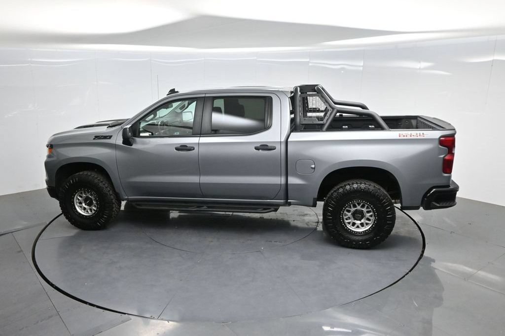 Used 2025 Chevrolet Silverado 1500 Custom Trail Boss w/ LPO, Dark Essentials Package AWD/4WD image 51