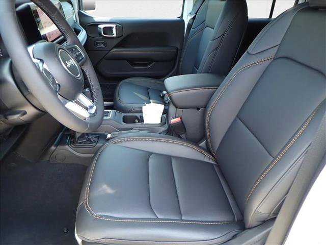 New 2025 Jeep Wrangler Sahara image 11