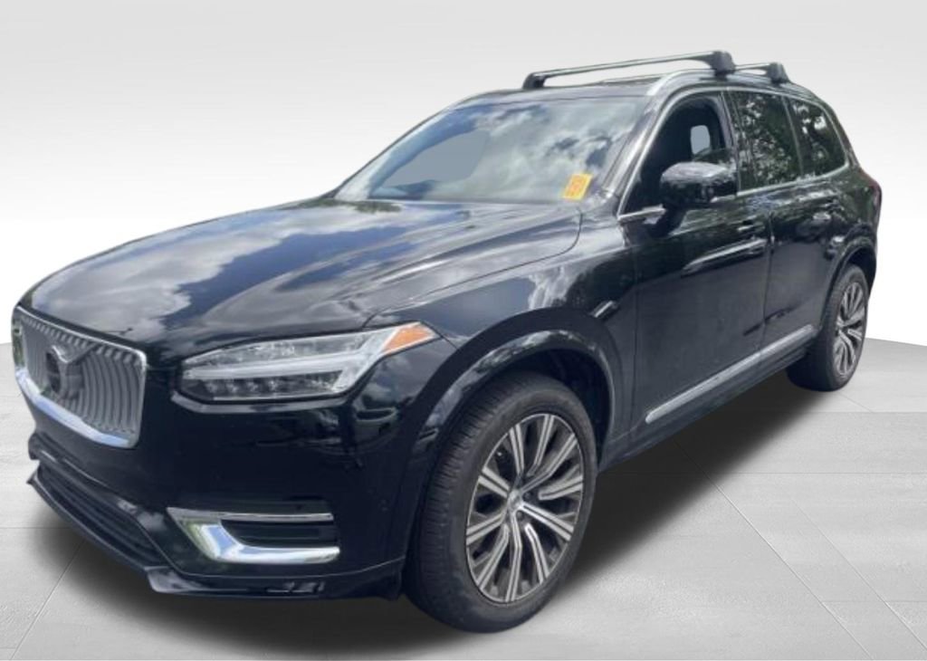 Used 2023 Volvo XC90 B6 Plus w/ Protection Package Premier AWD/4WD image 2