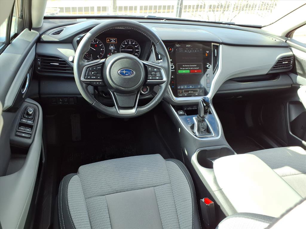 Used 2025 Subaru Outback Premium w/ Popular Package #1A image 4