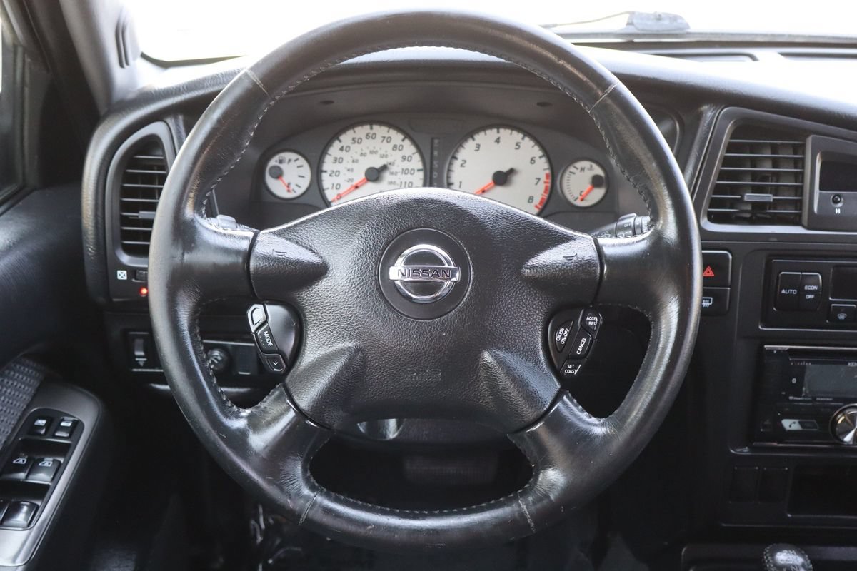 Used 2003 Nissan Pathfinder SE w/ SE Popular Pkg AWD/4WD image 18