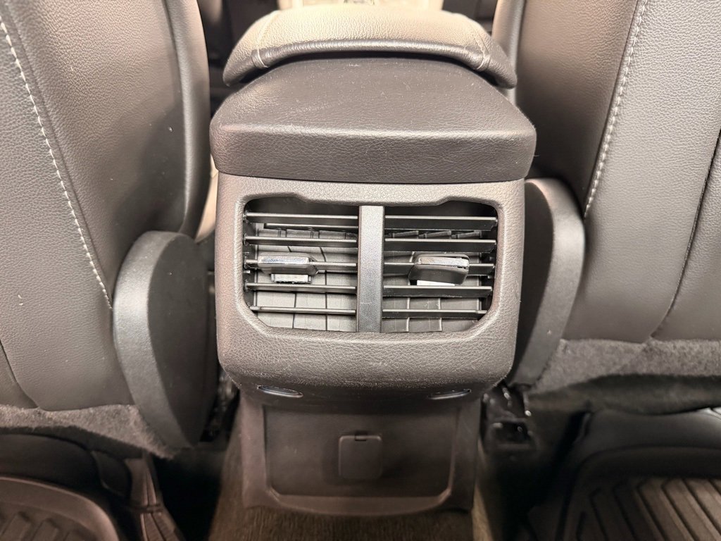 Used 2015 Ford Fusion Titanium image 16