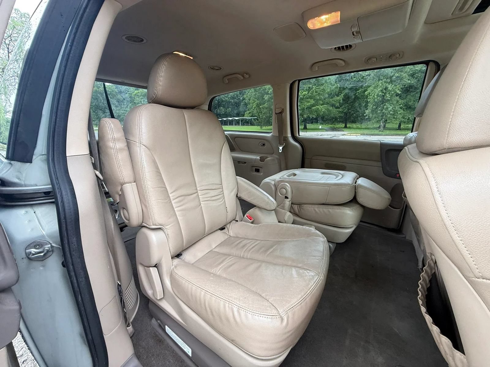 Used 2012 Kia Sedona EX w/ Luxury Pkg FWD image 14