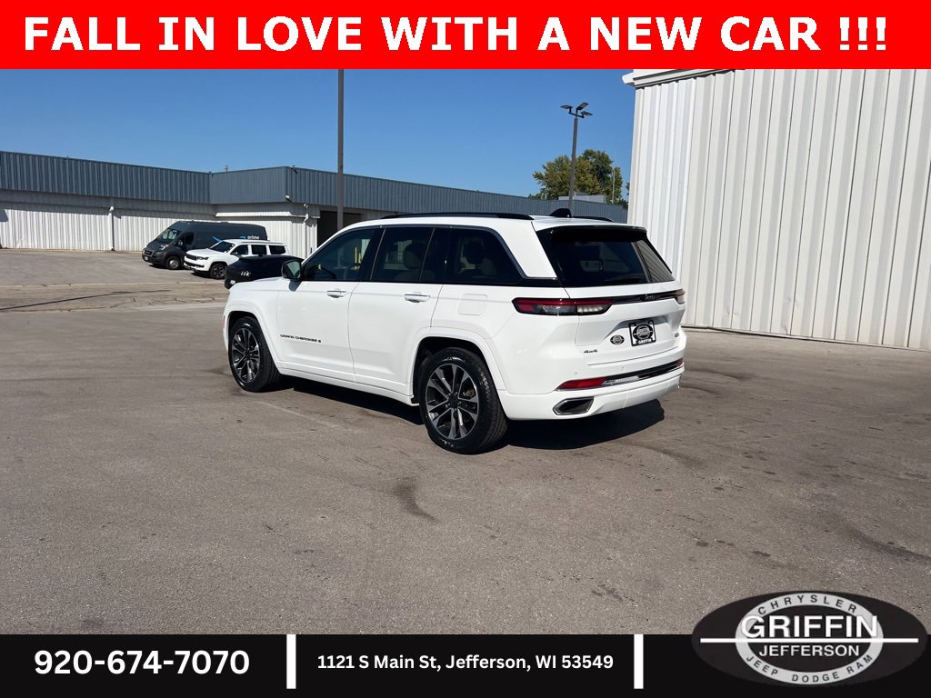 Used 2023 Jeep Grand Cherokee Overland image 12