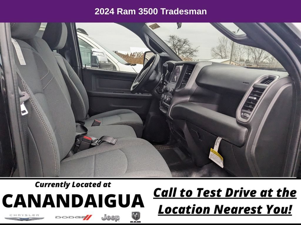 New 2024 RAM 3500 Tradesman w/ Chrome Appearance Group AWD/4WD image 31