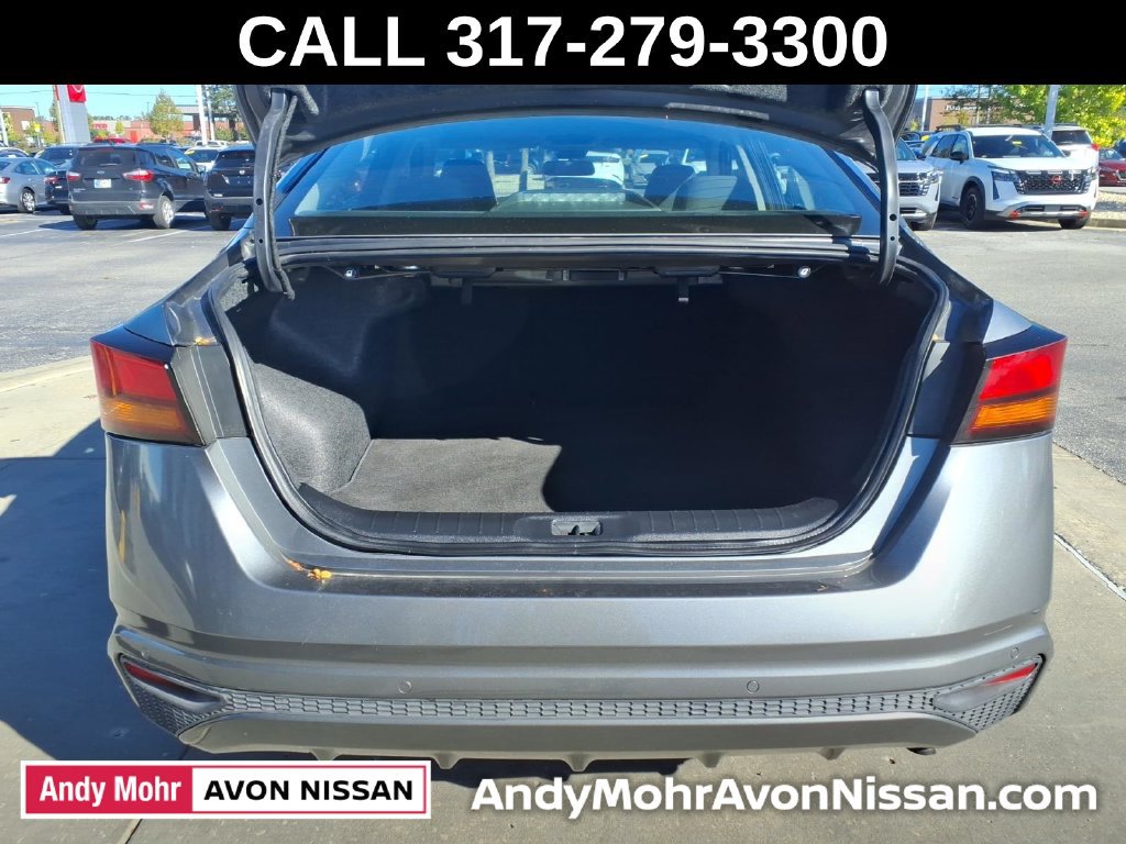 Used 2025 Nissan Altima 2.5 SV AWD/4WD image 9