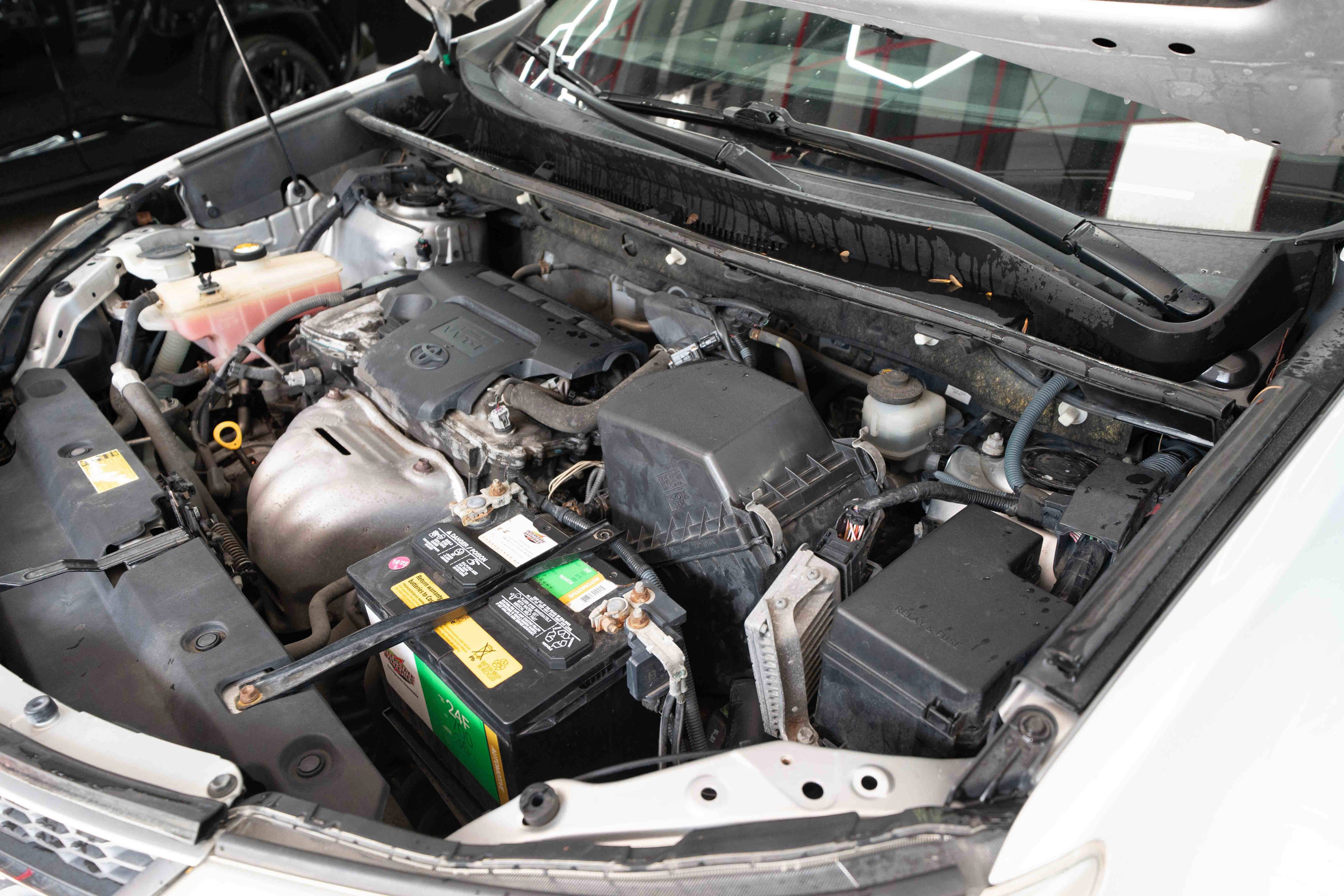 Used 2013 Toyota RAV4 Limited FWD image 34