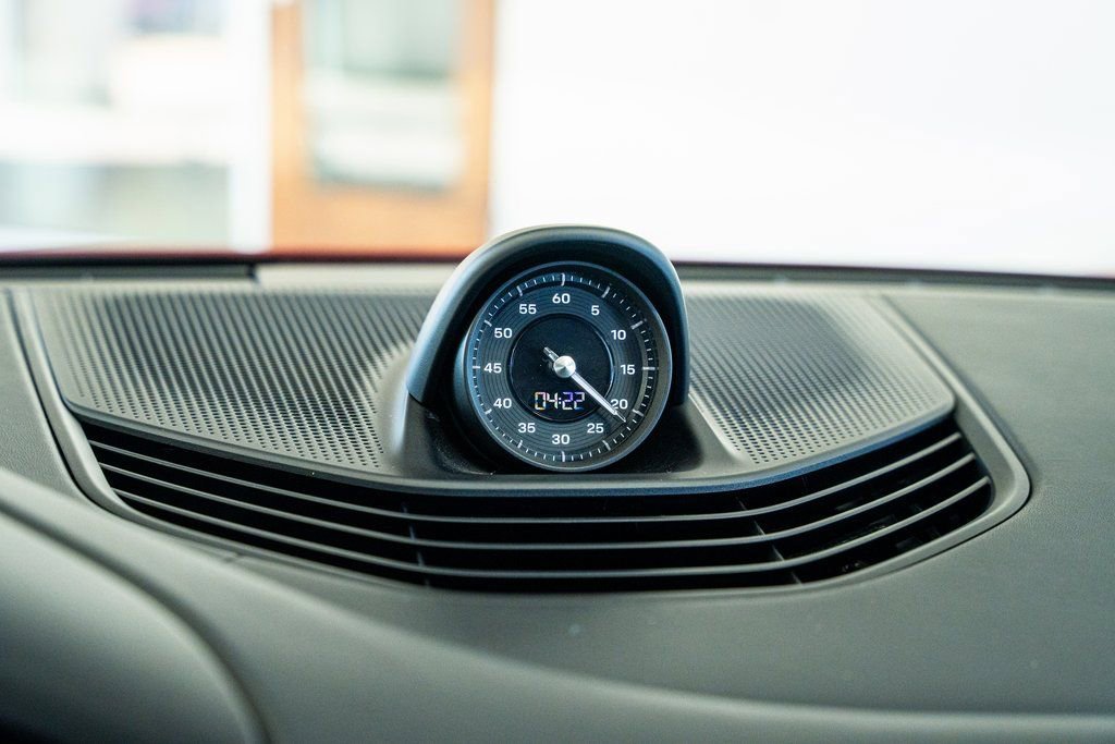 Used 2022 Porsche Taycan 4S image 47