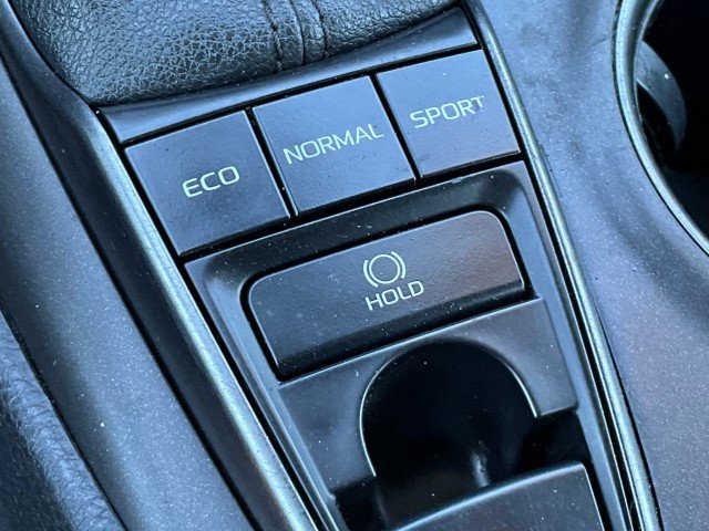 Used 2021 Toyota Camry XSE FWD image 24