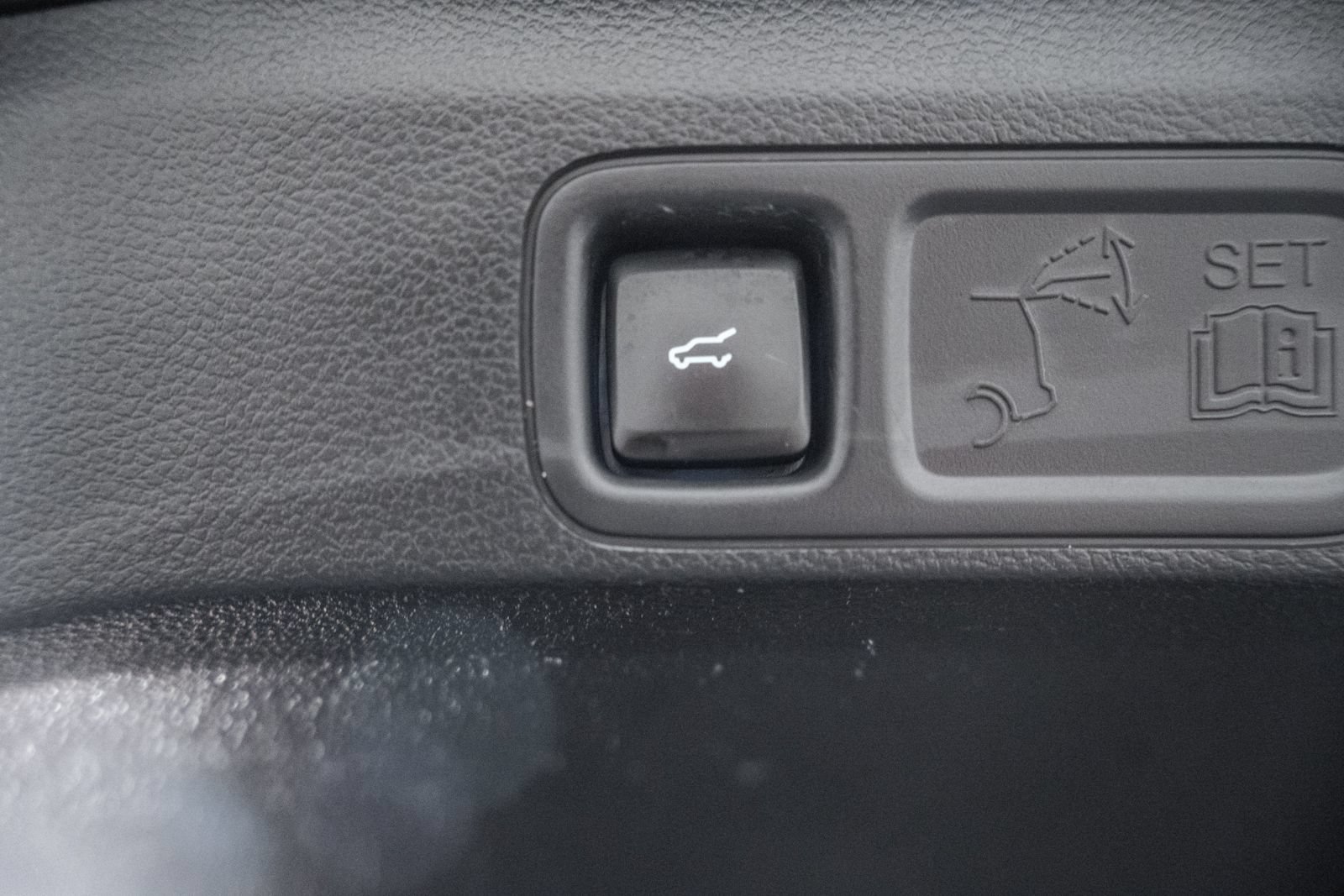 Used 2023 Ford Expedition XLT AWD/4WD image 14