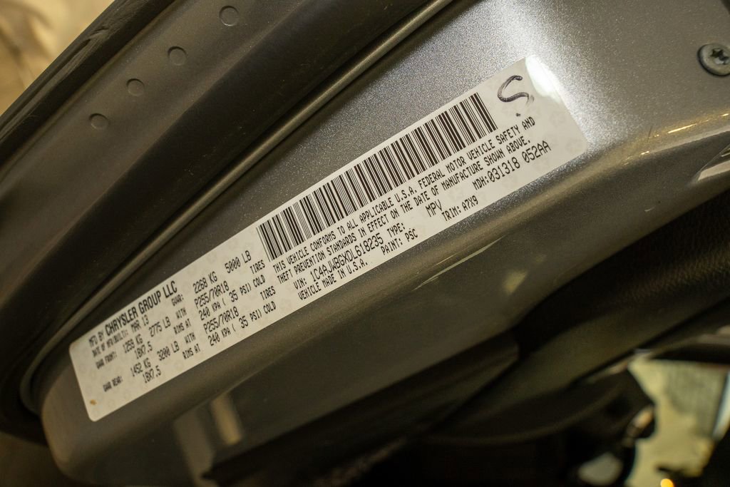 Used 2013 Jeep Wrangler Sahara image 18