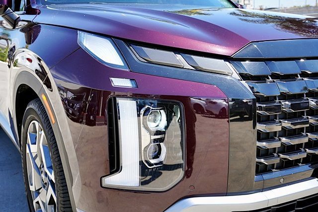 Used 2024 Hyundai Palisade SEL FWD image 11
