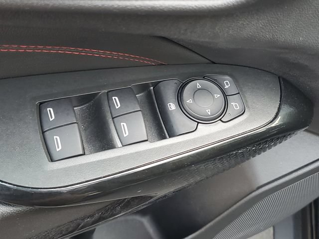 Used 2025 Chevrolet Trax RS w/ Sunroof Package FWD image 15