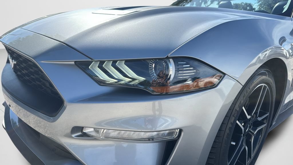 Used 2020 Ford Mustang Premium RWD image 43