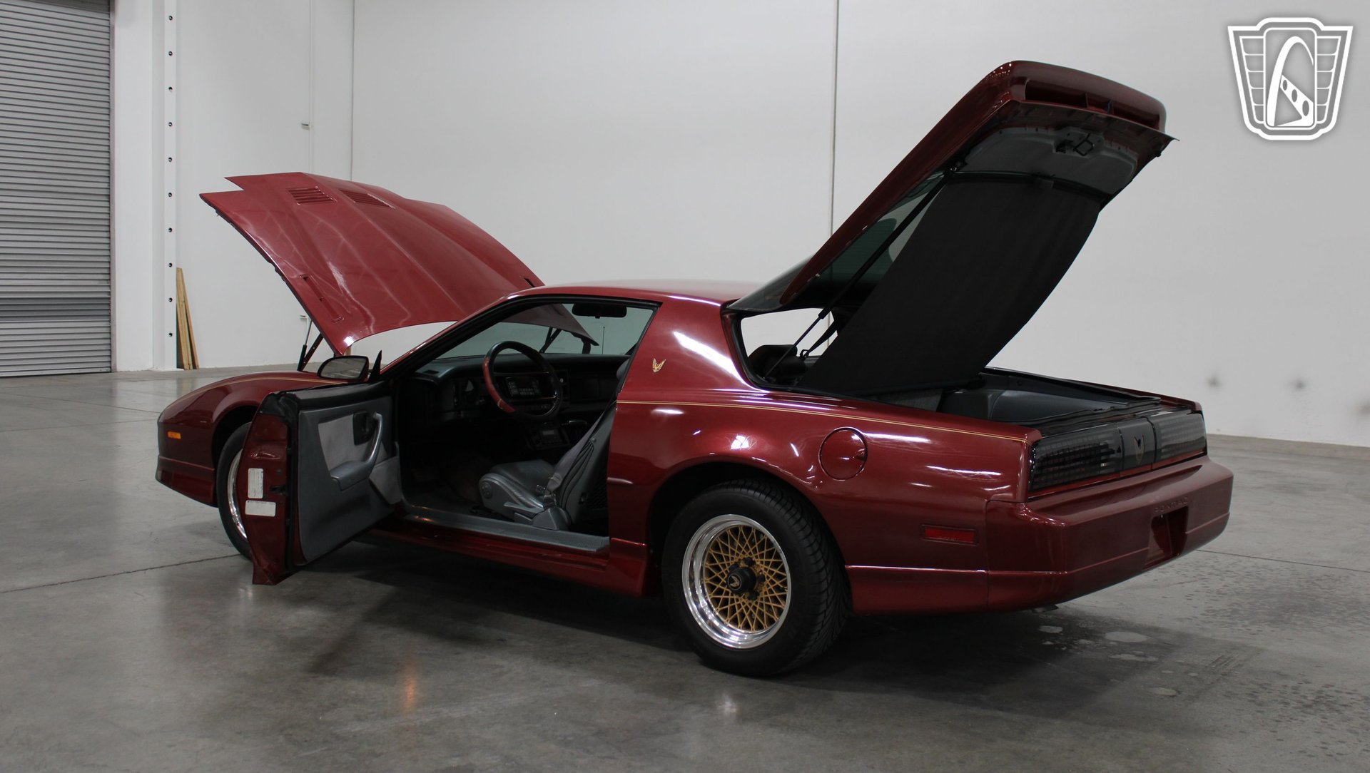 Used 1989 Pontiac Firebird Trans Am RWD image 37
