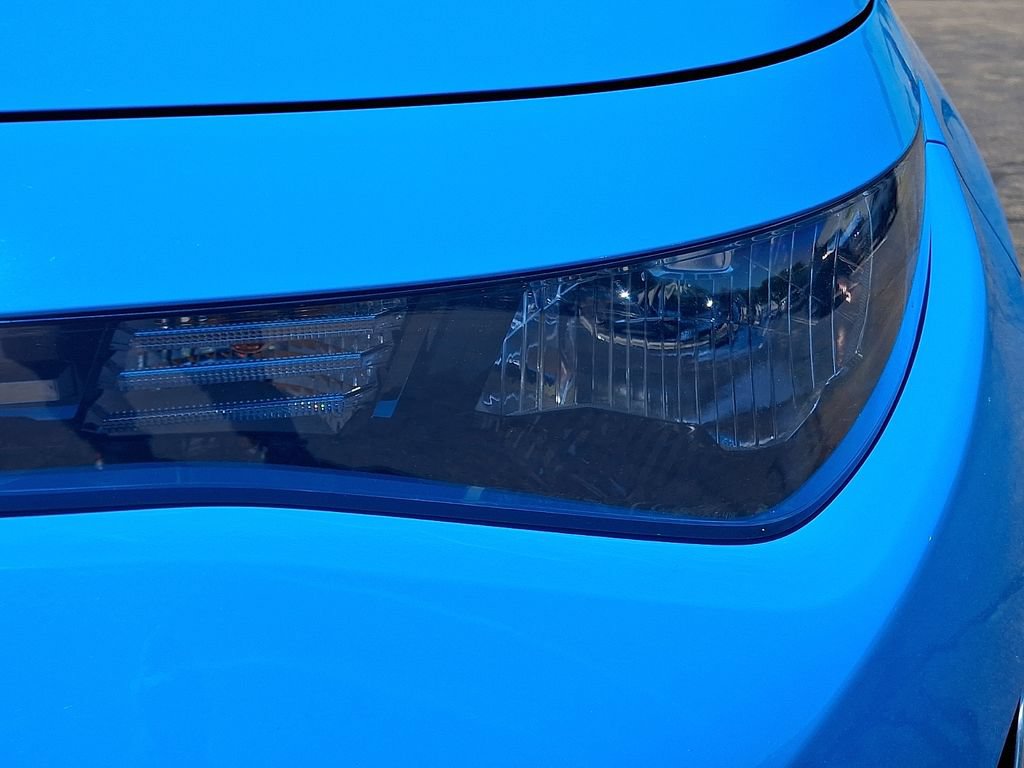 Used 2023 Kia Soul GT-Line FWD image 9