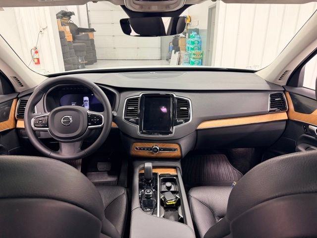 Used 2023 Volvo XC90 B6 Plus w/ Protection Package Premier AWD/4WD image 20
