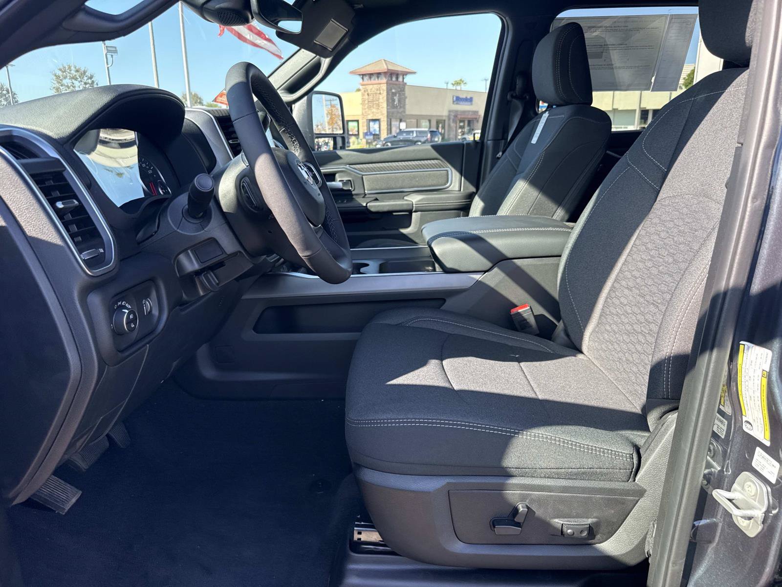 New 2026 RAM 2500 Big Horn AWD/4WD image 22