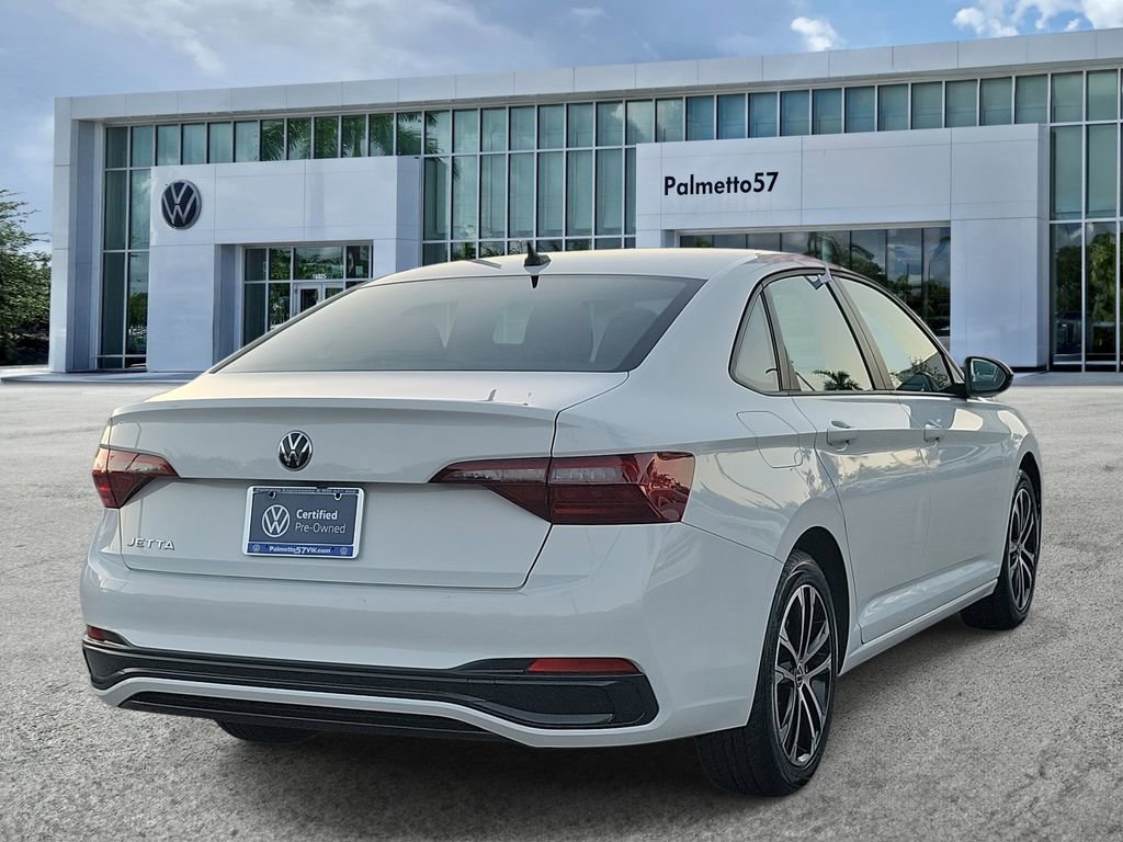Certified 2022 Volkswagen Jetta Sport image 6