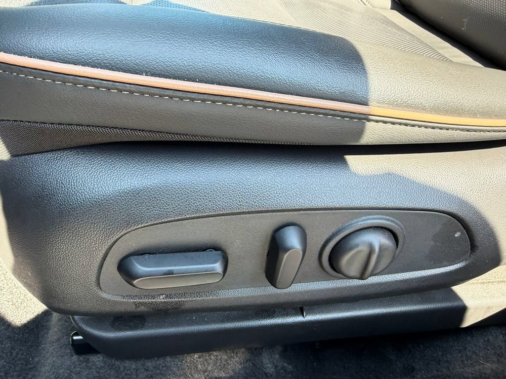 Certified 2024 Buick Envista Avenir FWD image 26