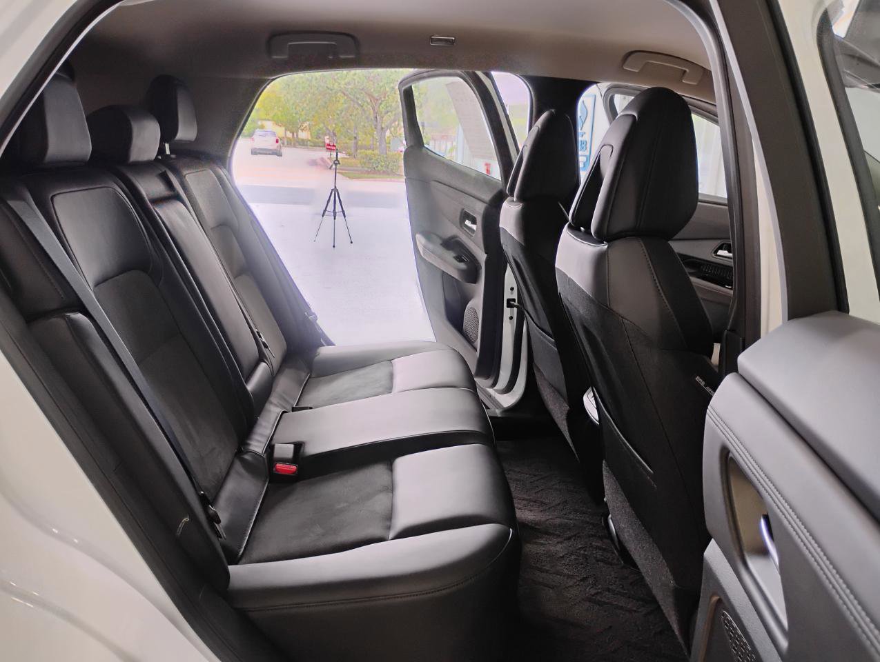 Used 2024 Nissan Ariya AWD image 59