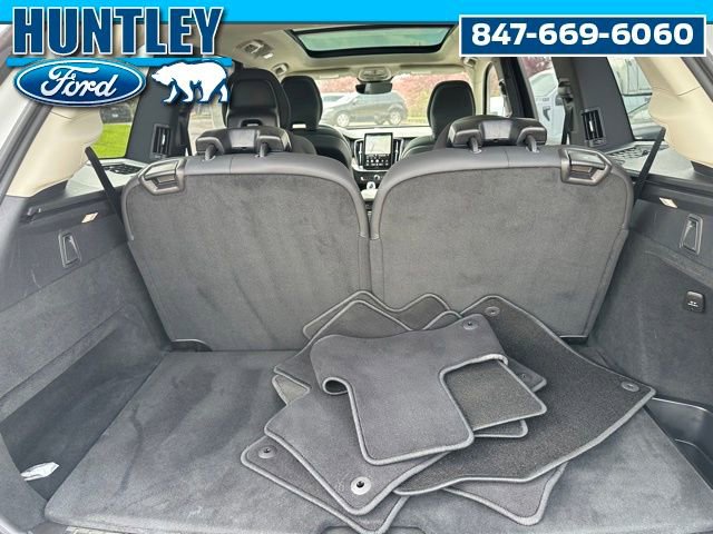 Used 2025 Volvo XC90 B6 Plus AWD/4WD image 9