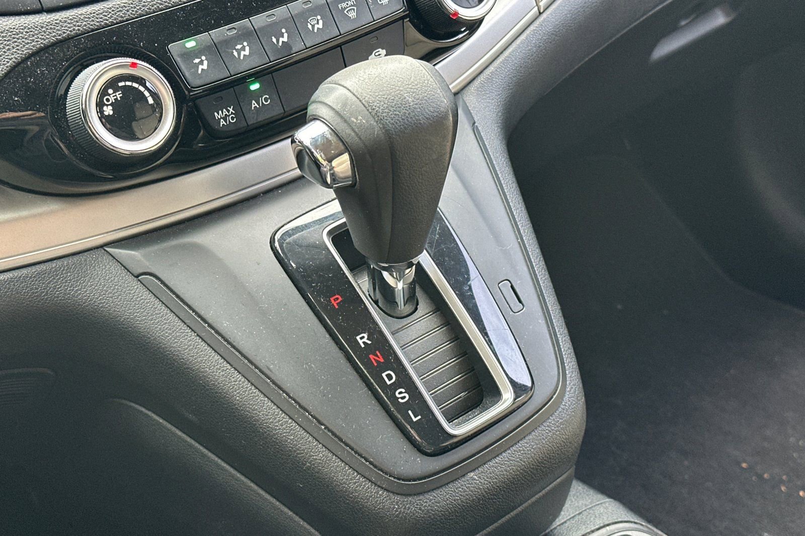 Used 2016 Honda CR-V LX image 19