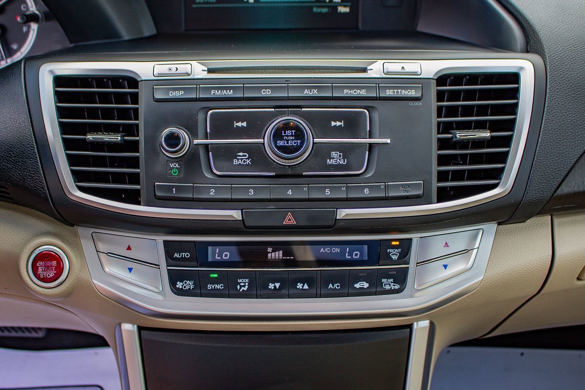 Used 2014 Honda Accord EX image 27