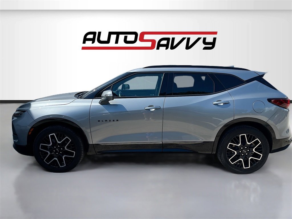 Used 2023 Chevrolet Blazer RS w/ Driver Confidence II Package image 4